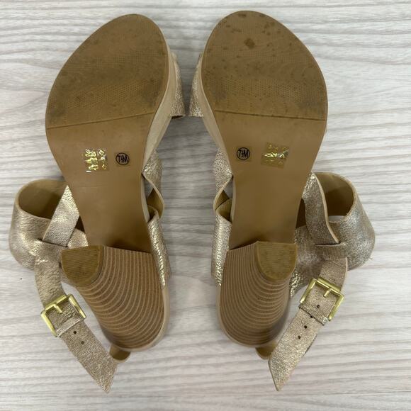 CL by Laundry Heeled Sandals SZ 7.5 Gold Buckled Ankle Strap Cone Heel Slingback - Picture 7 of 8